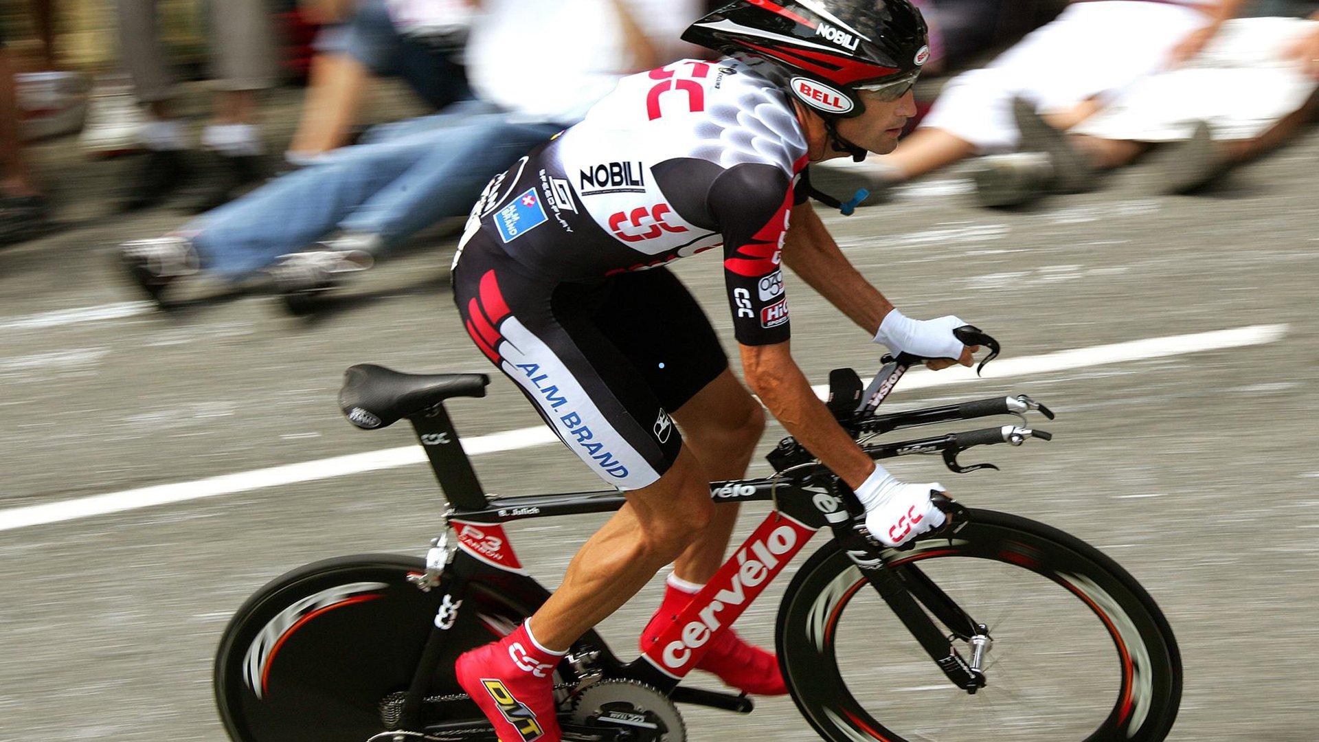 拜仁慕尼黑半场发力2-0领先海登海姆，斯塔尼希奇与奥利塞建功确立优势